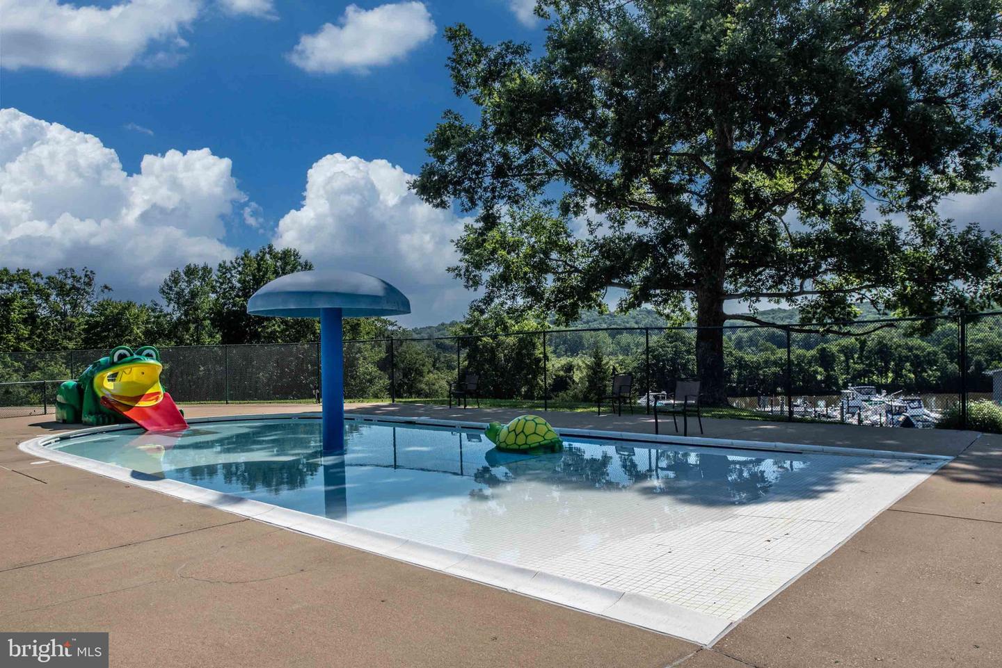 215 FORESAIL CV, STAFFORD, Virginia 22554, 5 Bedrooms Bedrooms, ,3 BathroomsBathrooms,Residential,For sale,215 FORESAIL CV,VAST2038168 MLS # VAST2038168