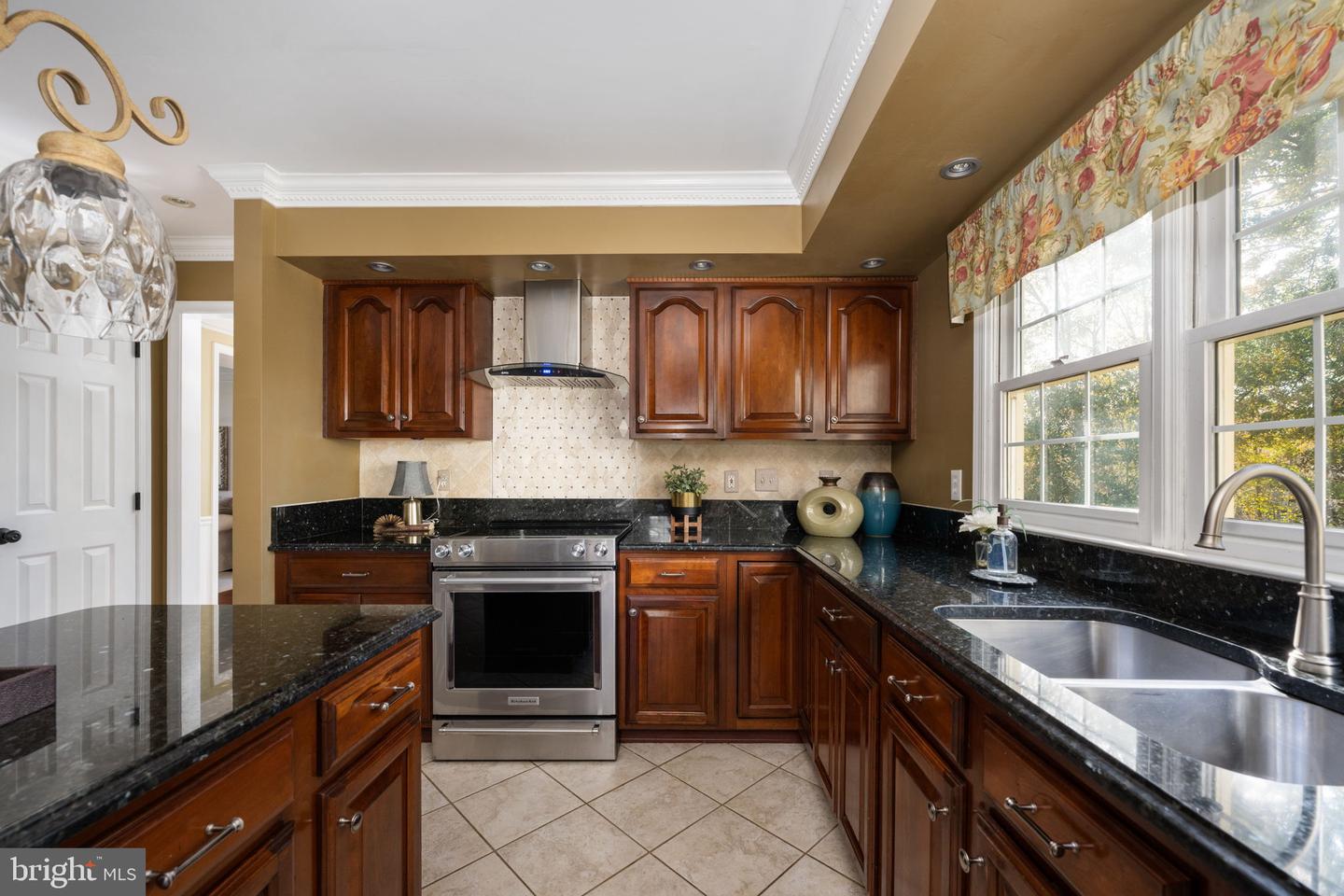 215 FORESAIL CV, STAFFORD, Virginia 22554, 5 Bedrooms Bedrooms, ,3 BathroomsBathrooms,Residential,For sale,215 FORESAIL CV,VAST2038168 MLS # VAST2038168
