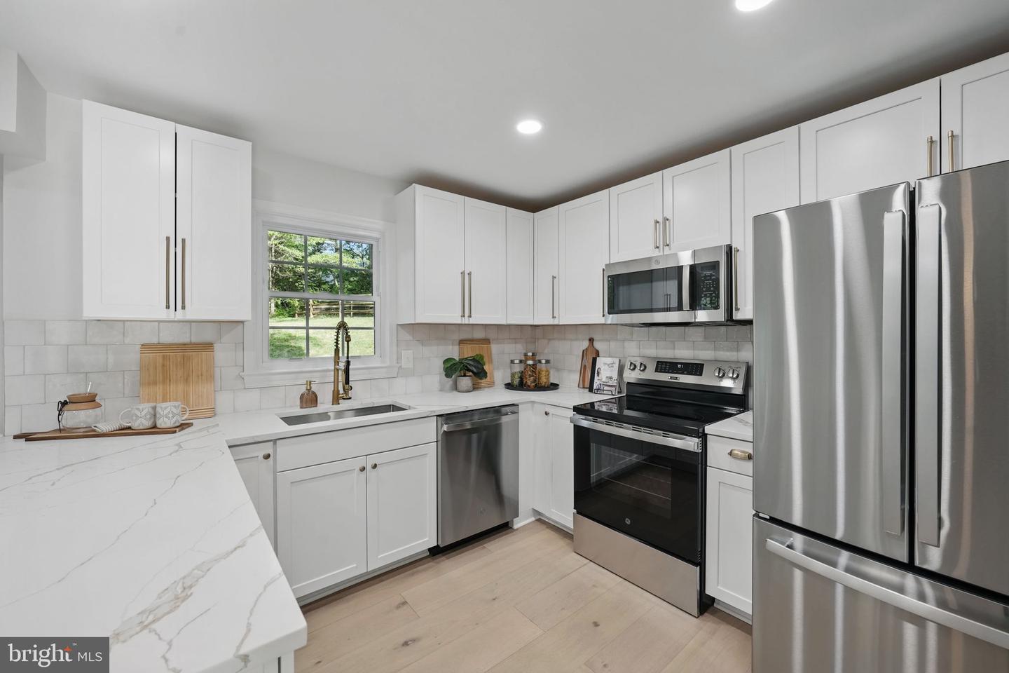 1277 GOLDEN EAGLE DR, RESTON, Virginia 20194, 4 Bedrooms Bedrooms, ,2 BathroomsBathrooms,Residential,For sale,1277 GOLDEN EAGLE DR,VAFX2236394 MLS # VAFX2236394