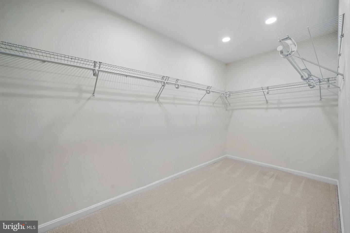 1277 GOLDEN EAGLE DR, RESTON, Virginia 20194, 4 Bedrooms Bedrooms, ,2 BathroomsBathrooms,Residential,For sale,1277 GOLDEN EAGLE DR,VAFX2236394 MLS # VAFX2236394