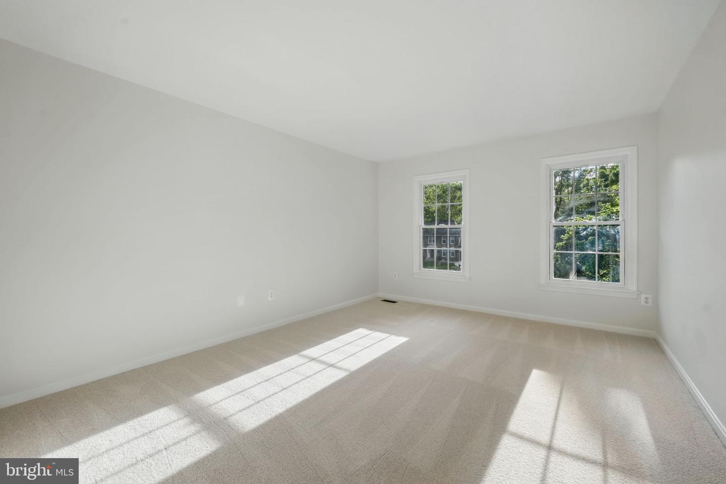 1277 GOLDEN EAGLE DR, RESTON, Virginia 20194, 4 Bedrooms Bedrooms, ,2 BathroomsBathrooms,Residential,For sale,1277 GOLDEN EAGLE DR,VAFX2236394 MLS # VAFX2236394