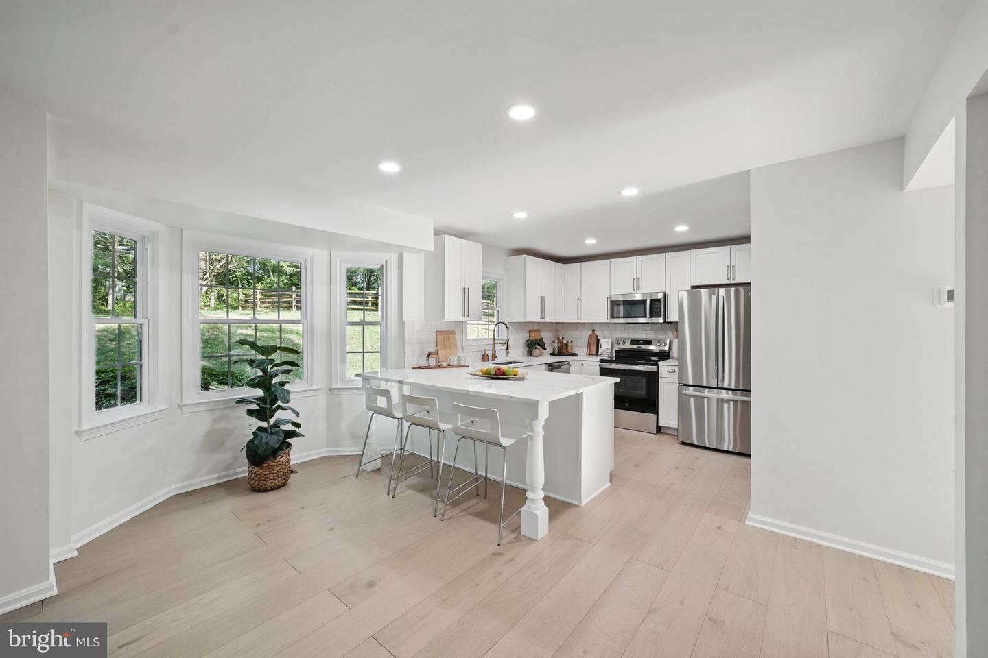 1277 GOLDEN EAGLE DR, RESTON, Virginia 20194, 4 Bedrooms Bedrooms, ,2 BathroomsBathrooms,Residential,For sale,1277 GOLDEN EAGLE DR,VAFX2236394 MLS # VAFX2236394