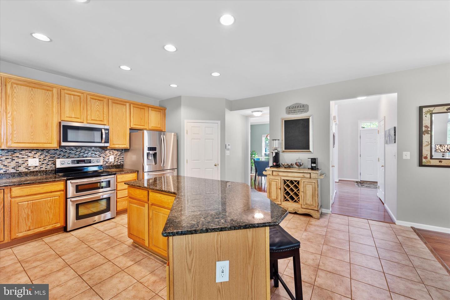 13238 AMBLEWOOD DR, MANASSAS, Virginia 20112, 4 Bedrooms Bedrooms, ,3 BathroomsBathrooms,Residential,For sale,13238 AMBLEWOOD DR,VAPW2092844 MLS # VAPW2092844