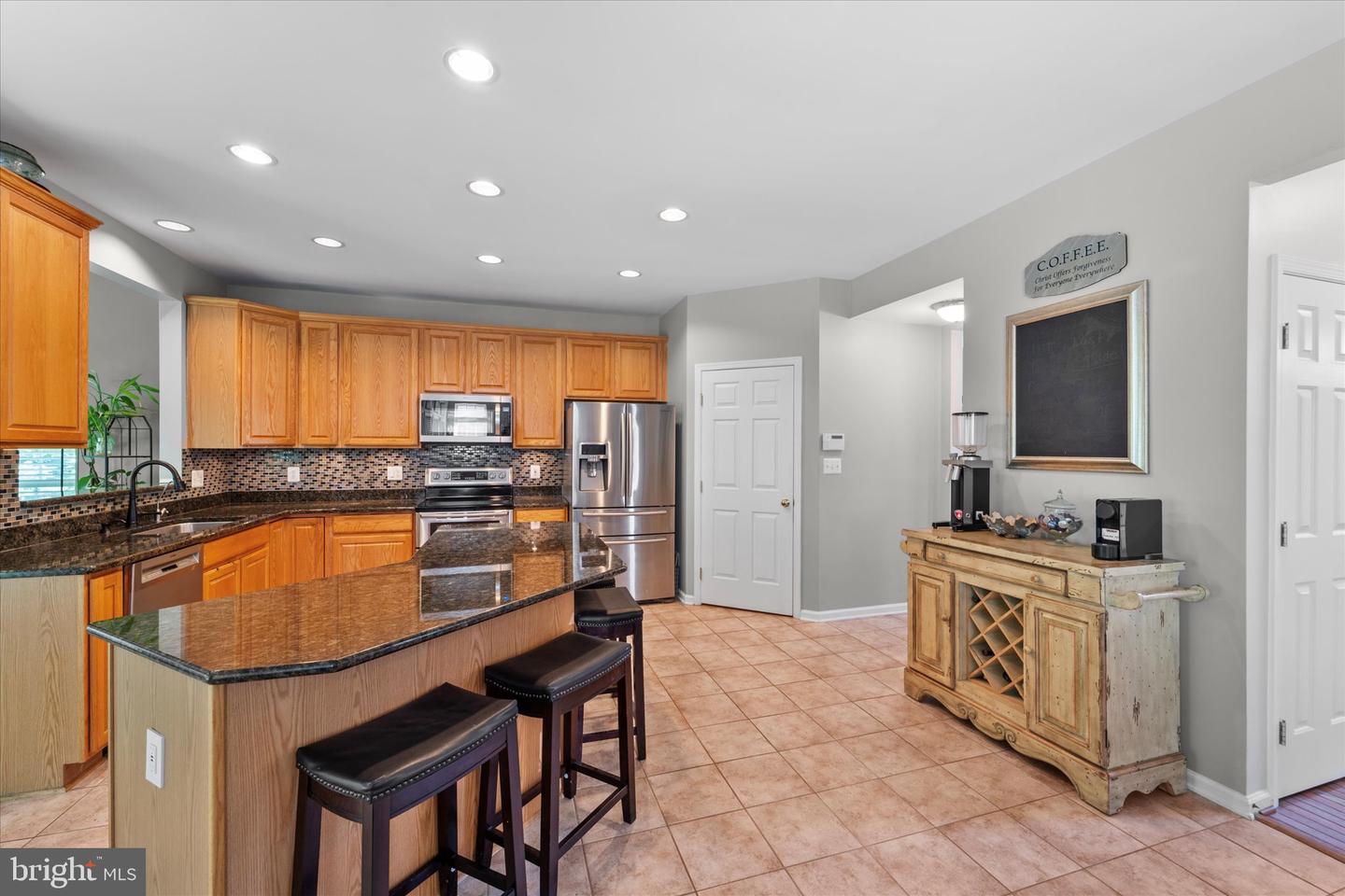 13238 AMBLEWOOD DR, MANASSAS, Virginia 20112, 4 Bedrooms Bedrooms, ,3 BathroomsBathrooms,Residential,For sale,13238 AMBLEWOOD DR,VAPW2092844 MLS # VAPW2092844