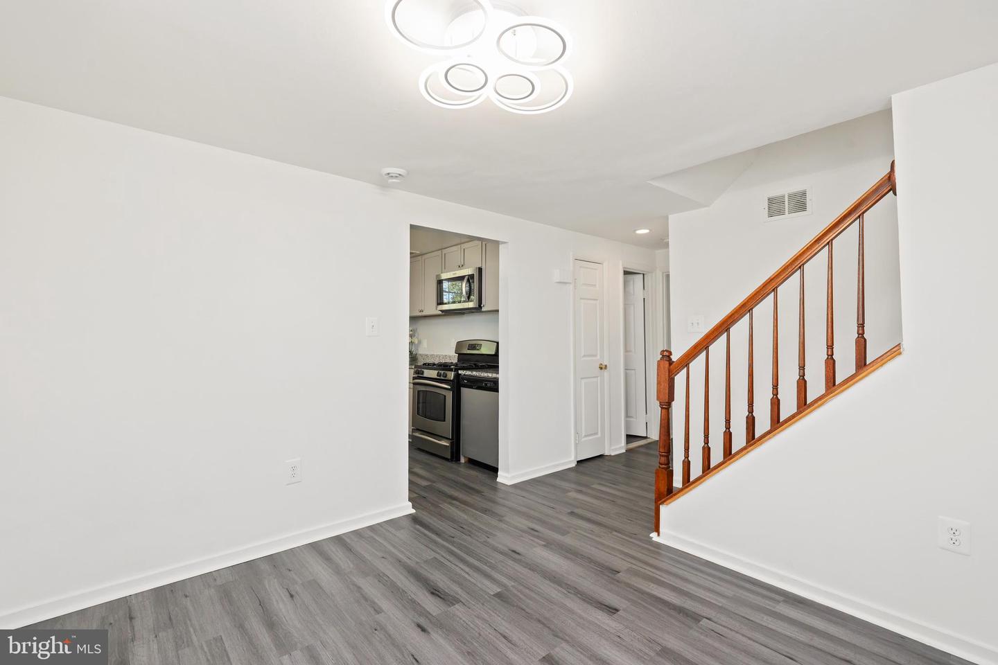 4144 GRANBY RD, WOODBRIDGE, Virginia 22193, 4 Bedrooms Bedrooms, ,2 BathroomsBathrooms,Residential,For sale,4144 GRANBY RD,VAPW2092848 MLS # VAPW2092848