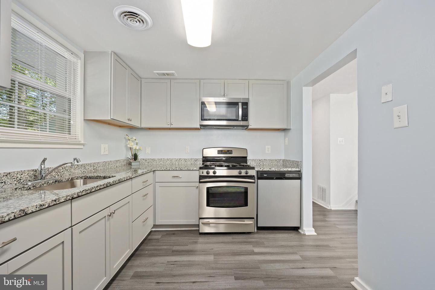 4144 GRANBY RD, WOODBRIDGE, Virginia 22193, 4 Bedrooms Bedrooms, ,2 BathroomsBathrooms,Residential,For sale,4144 GRANBY RD,VAPW2092848 MLS # VAPW2092848