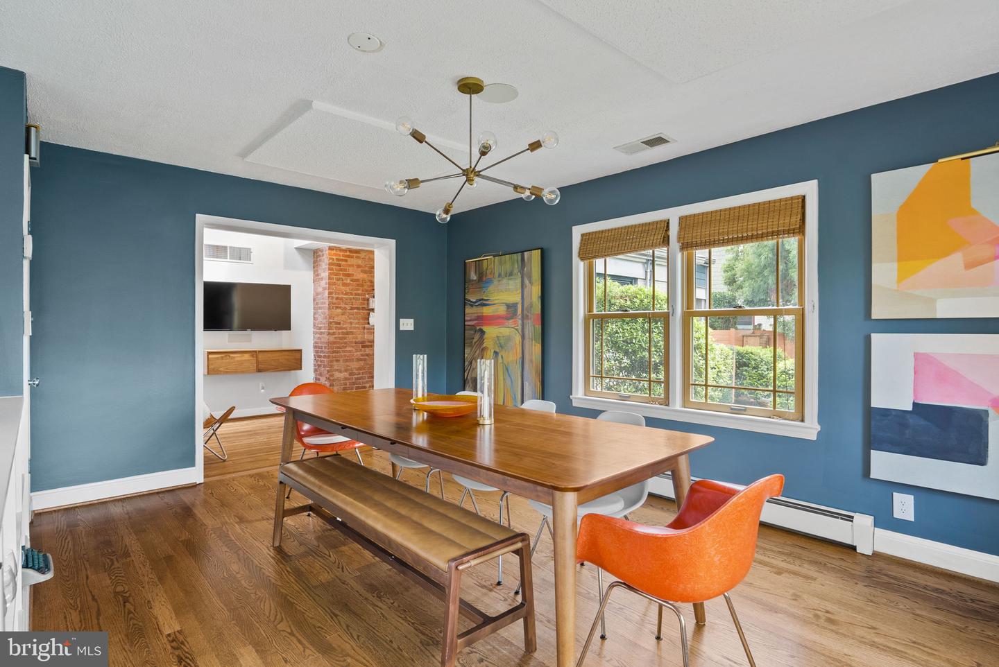 2006 SCROGGINS RD, ALEXANDRIA, Virginia 22302, 3 Bedrooms Bedrooms, ,2 BathroomsBathrooms,Residential,For sale,2006 SCROGGINS RD,VAAX2044578 MLS # VAAX2044578
