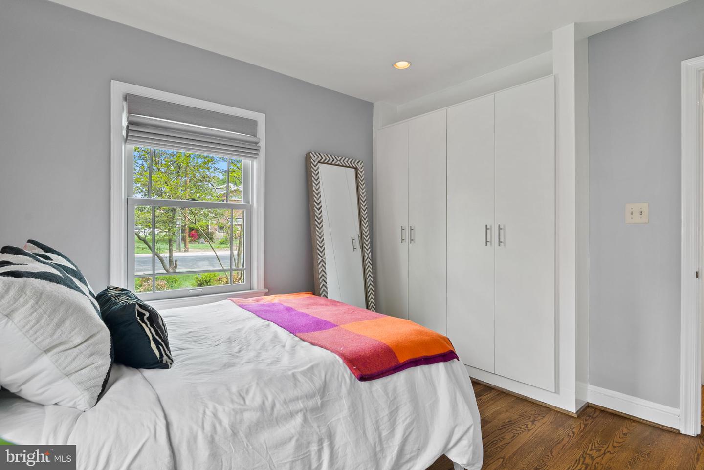 2006 SCROGGINS RD, ALEXANDRIA, Virginia 22302, 3 Bedrooms Bedrooms, ,2 BathroomsBathrooms,Residential,For sale,2006 SCROGGINS RD,VAAX2044578 MLS # VAAX2044578