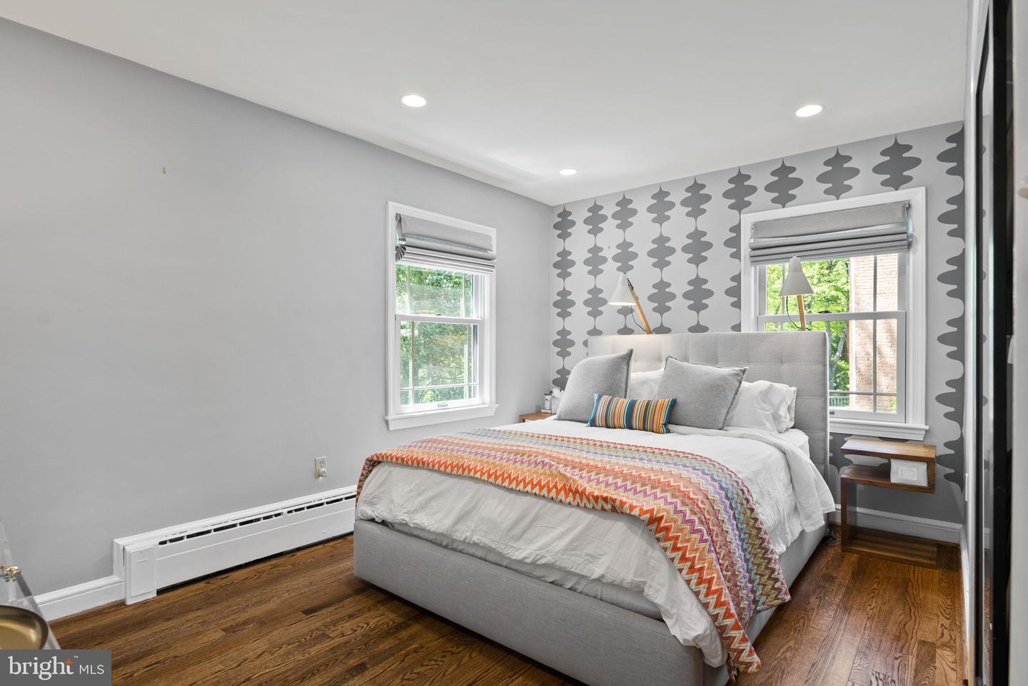 2006 SCROGGINS RD, ALEXANDRIA, Virginia 22302, 3 Bedrooms Bedrooms, ,2 BathroomsBathrooms,Residential,For sale,2006 SCROGGINS RD,VAAX2044578 MLS # VAAX2044578