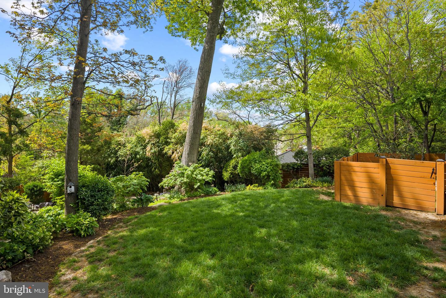 2006 SCROGGINS RD, ALEXANDRIA, Virginia 22302, 3 Bedrooms Bedrooms, ,2 BathroomsBathrooms,Residential,For sale,2006 SCROGGINS RD,VAAX2044578 MLS # VAAX2044578