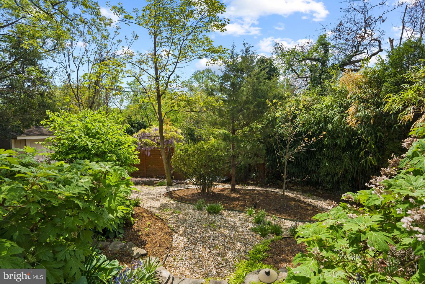 2006 SCROGGINS RD, ALEXANDRIA, Virginia 22302, 3 Bedrooms Bedrooms, ,2 BathroomsBathrooms,Residential,For sale,2006 SCROGGINS RD,VAAX2044578 MLS # VAAX2044578