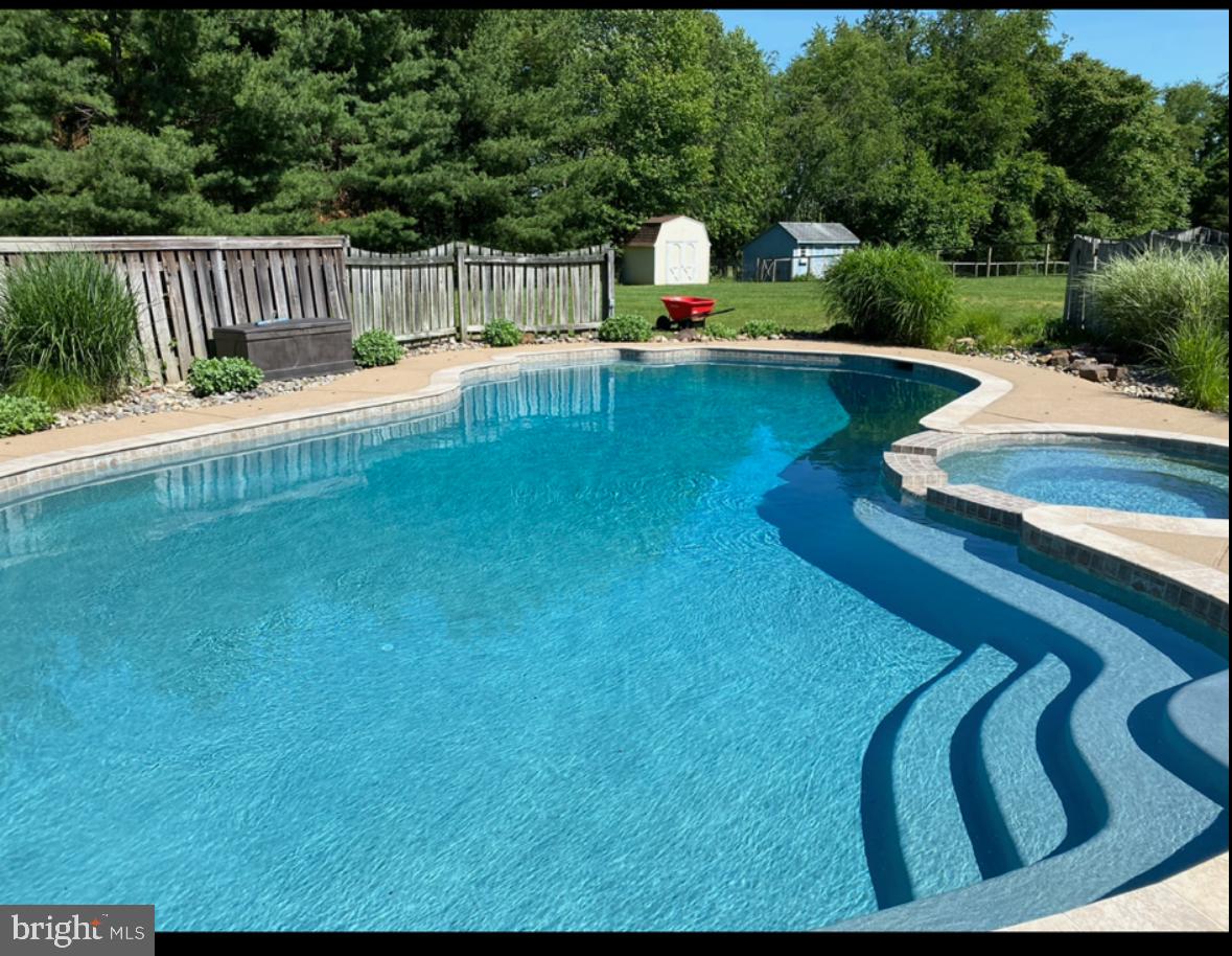 4187 STEPNEY DR, GAINESVILLE, Virginia 20155, 4 Bedrooms Bedrooms, ,4 BathroomsBathrooms,Residential,For sale,4187 STEPNEY DR,VAPW2092854 MLS # VAPW2092854
