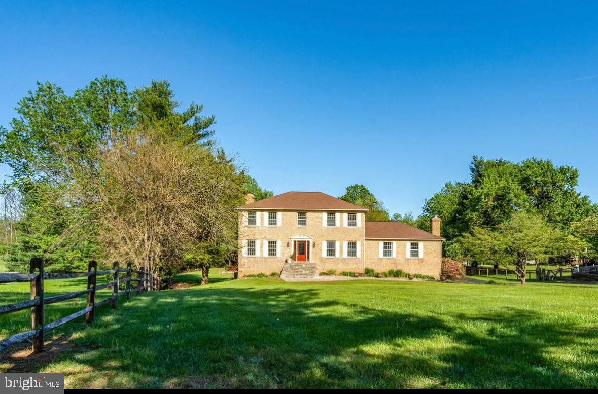 4187 STEPNEY DR, GAINESVILLE, Virginia 20155, 4 Bedrooms Bedrooms, ,4 BathroomsBathrooms,Residential,For sale,4187 STEPNEY DR,VAPW2092854 MLS # VAPW2092854