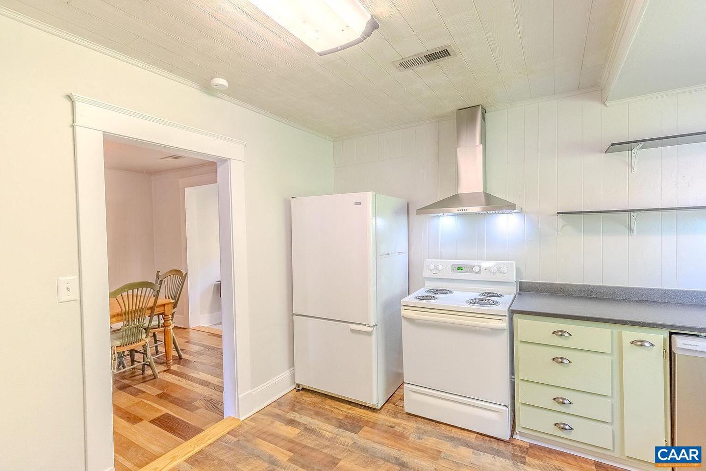 551 BREMO RD, BREMO BLUFF, Virginia 23022, 2 Bedrooms Bedrooms, ,1 BathroomBathrooms,Residential,For sale,551 BREMO RD,663674 MLS # 663674