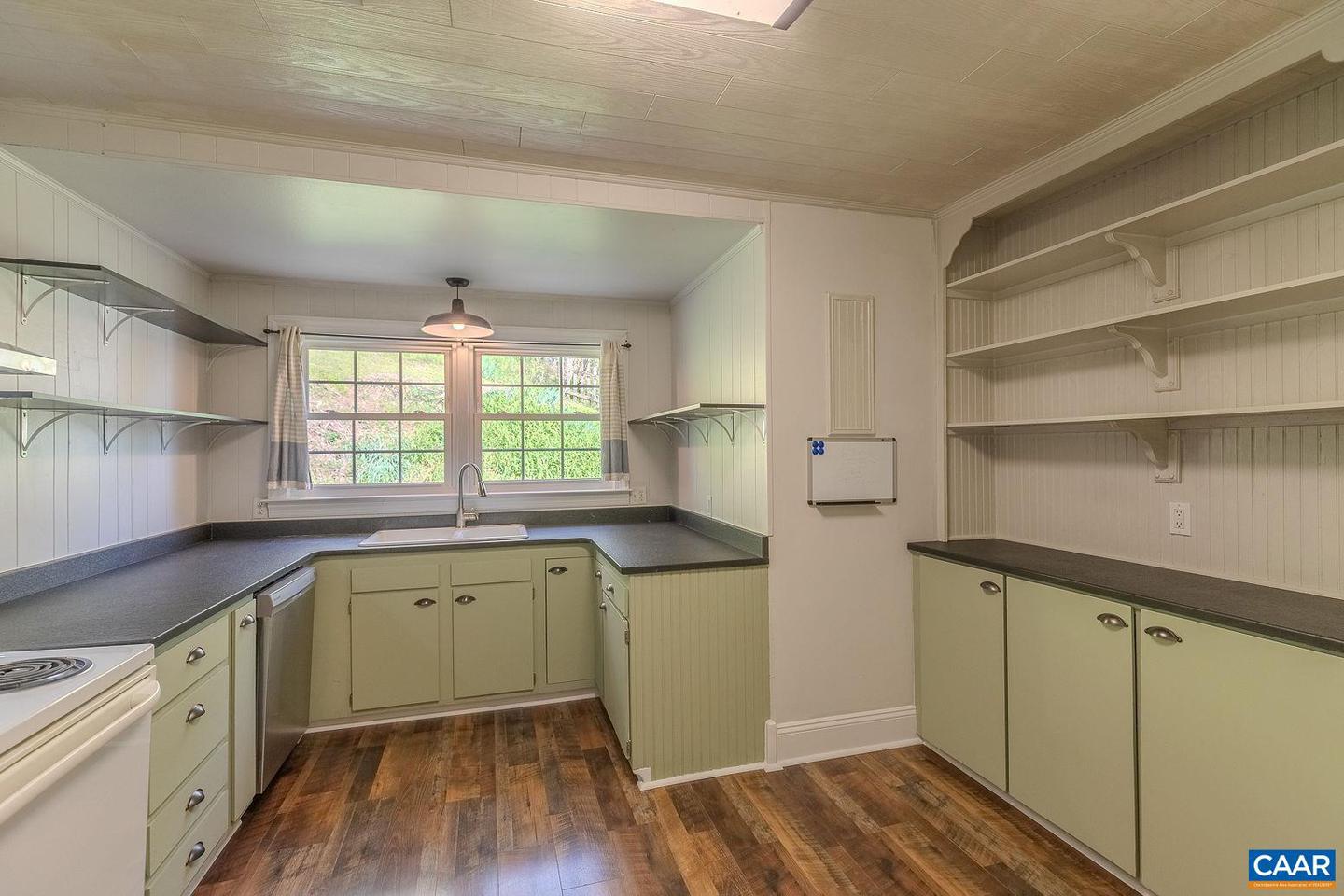 551 BREMO RD, BREMO BLUFF, Virginia 23022, 2 Bedrooms Bedrooms, ,1 BathroomBathrooms,Residential,For sale,551 BREMO RD,663674 MLS # 663674