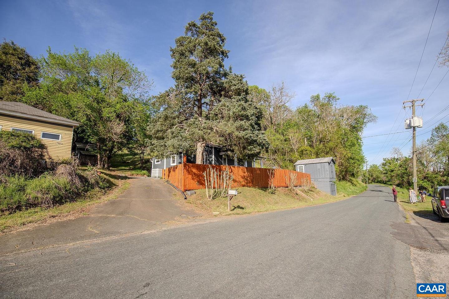 551 BREMO RD, BREMO BLUFF, Virginia 23022, 2 Bedrooms Bedrooms, ,1 BathroomBathrooms,Residential,For sale,551 BREMO RD,663674 MLS # 663674