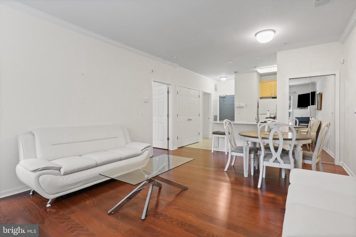 3830 LIGHTFOOT ST #123, CHANTILLY, Virginia 20151, 1 Bedroom Bedrooms, ,1 BathroomBathrooms,Residential,For sale,3830 LIGHTFOOT ST #123,VAFX2236550 MLS # VAFX2236550