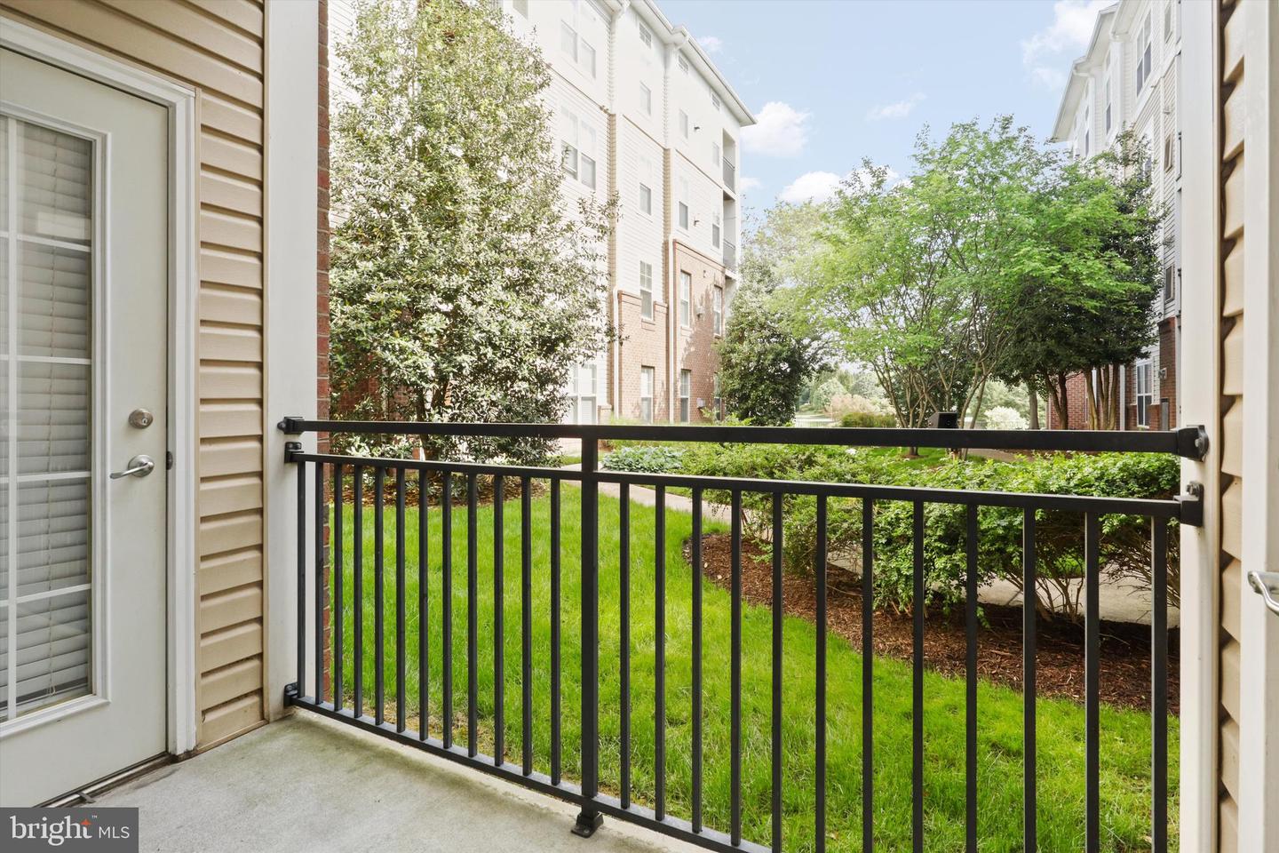 3830 LIGHTFOOT ST #123, CHANTILLY, Virginia 20151, 1 Bedroom Bedrooms, ,1 BathroomBathrooms,Residential,For sale,3830 LIGHTFOOT ST #123,VAFX2236550 MLS # VAFX2236550