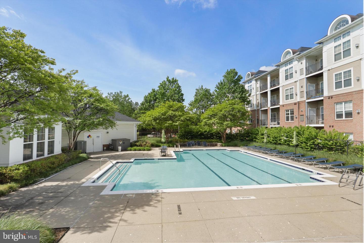 3830 LIGHTFOOT ST #123, CHANTILLY, Virginia 20151, 1 Bedroom Bedrooms, ,1 BathroomBathrooms,Residential,For sale,3830 LIGHTFOOT ST #123,VAFX2236550 MLS # VAFX2236550