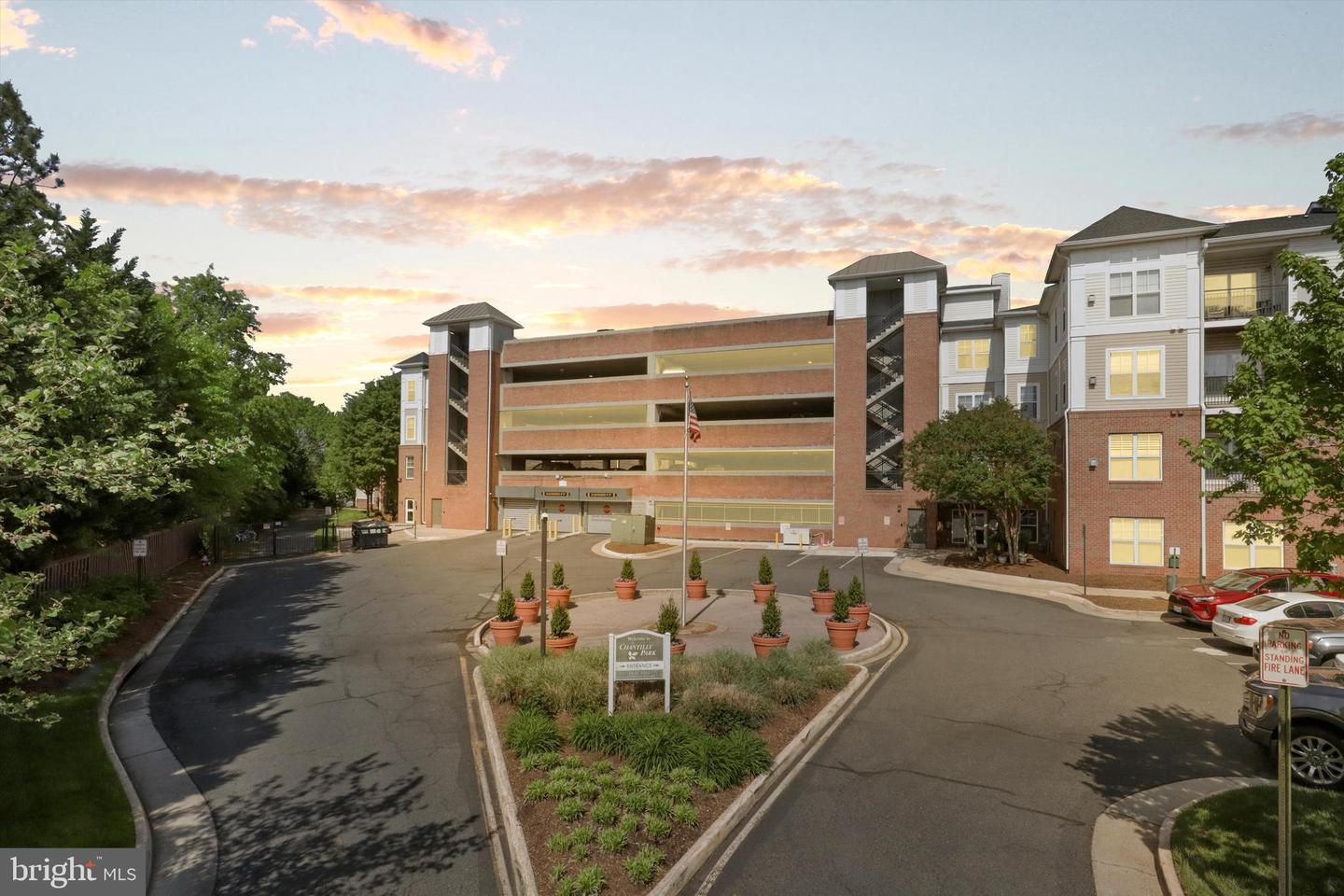 3830 LIGHTFOOT ST #123, CHANTILLY, Virginia 20151, 1 Bedroom Bedrooms, ,1 BathroomBathrooms,Residential,For sale,3830 LIGHTFOOT ST #123,VAFX2236550 MLS # VAFX2236550