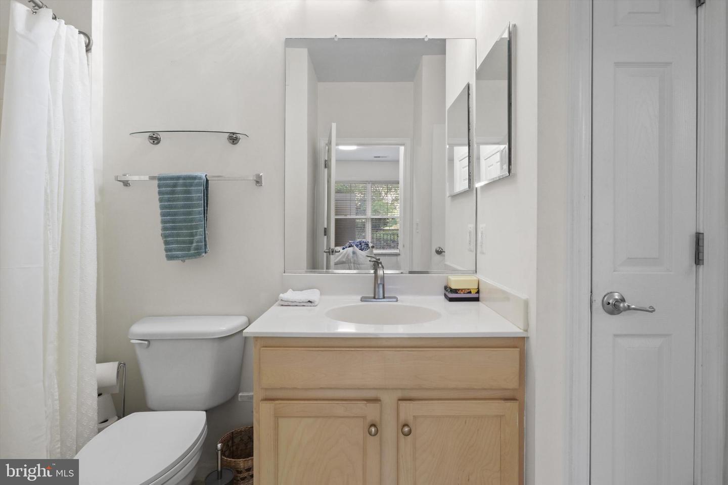 3830 LIGHTFOOT ST #123, CHANTILLY, Virginia 20151, 1 Bedroom Bedrooms, ,1 BathroomBathrooms,Residential,For sale,3830 LIGHTFOOT ST #123,VAFX2236550 MLS # VAFX2236550