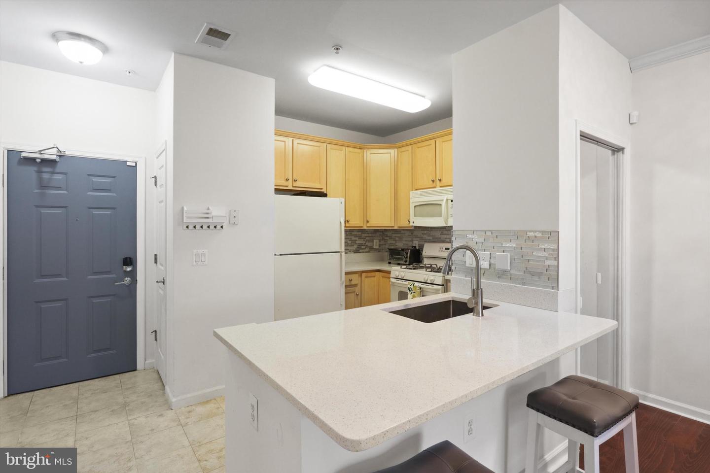 3830 LIGHTFOOT ST #123, CHANTILLY, Virginia 20151, 1 Bedroom Bedrooms, ,1 BathroomBathrooms,Residential,For sale,3830 LIGHTFOOT ST #123,VAFX2236550 MLS # VAFX2236550
