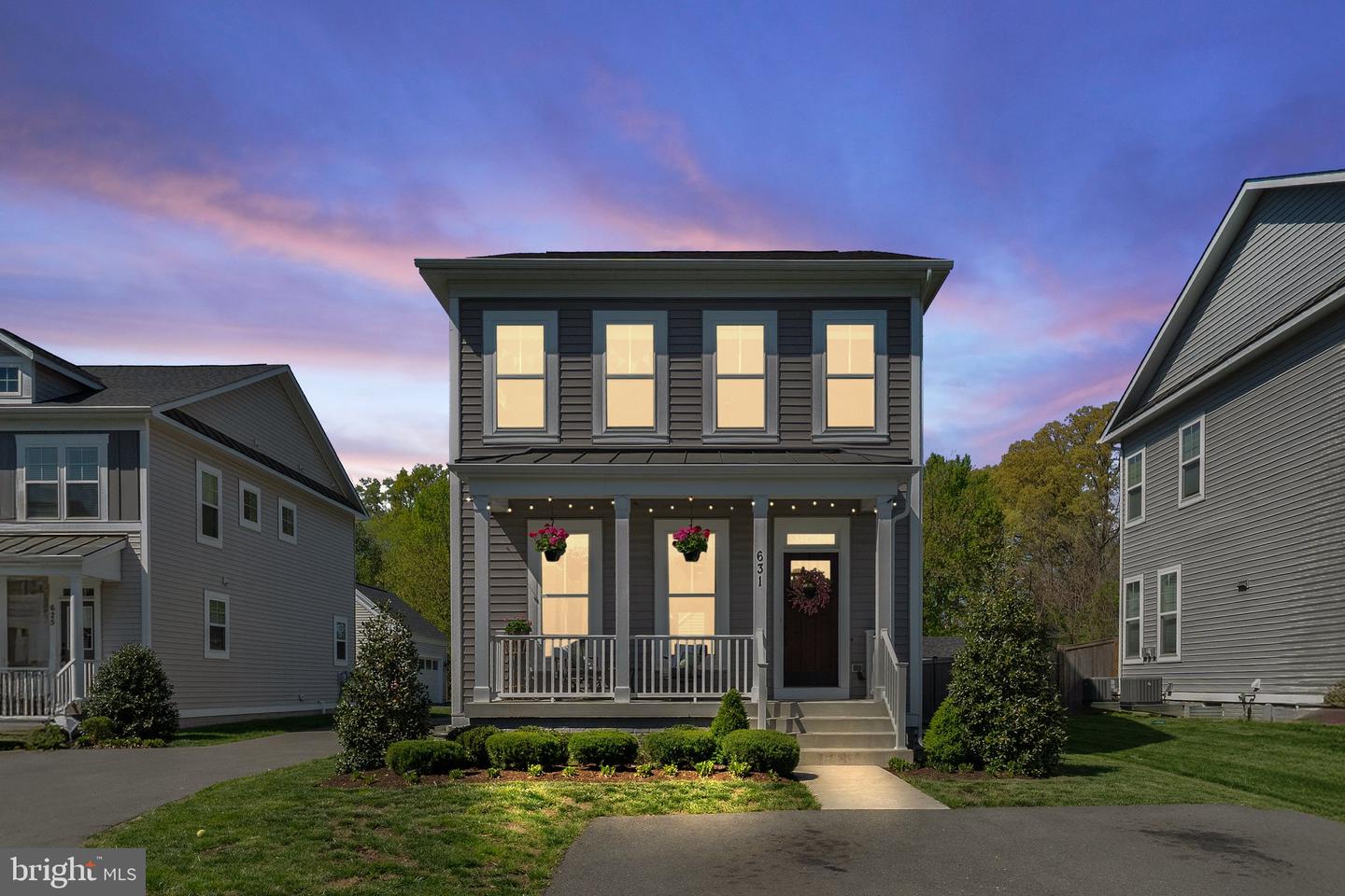 631 E G ST E, PURCELLVILLE, Virginia 20132, 5 Bedrooms Bedrooms, ,3 BathroomsBathrooms,Residential,For sale,631 E G ST E,VALO2094764 MLS # VALO2094764