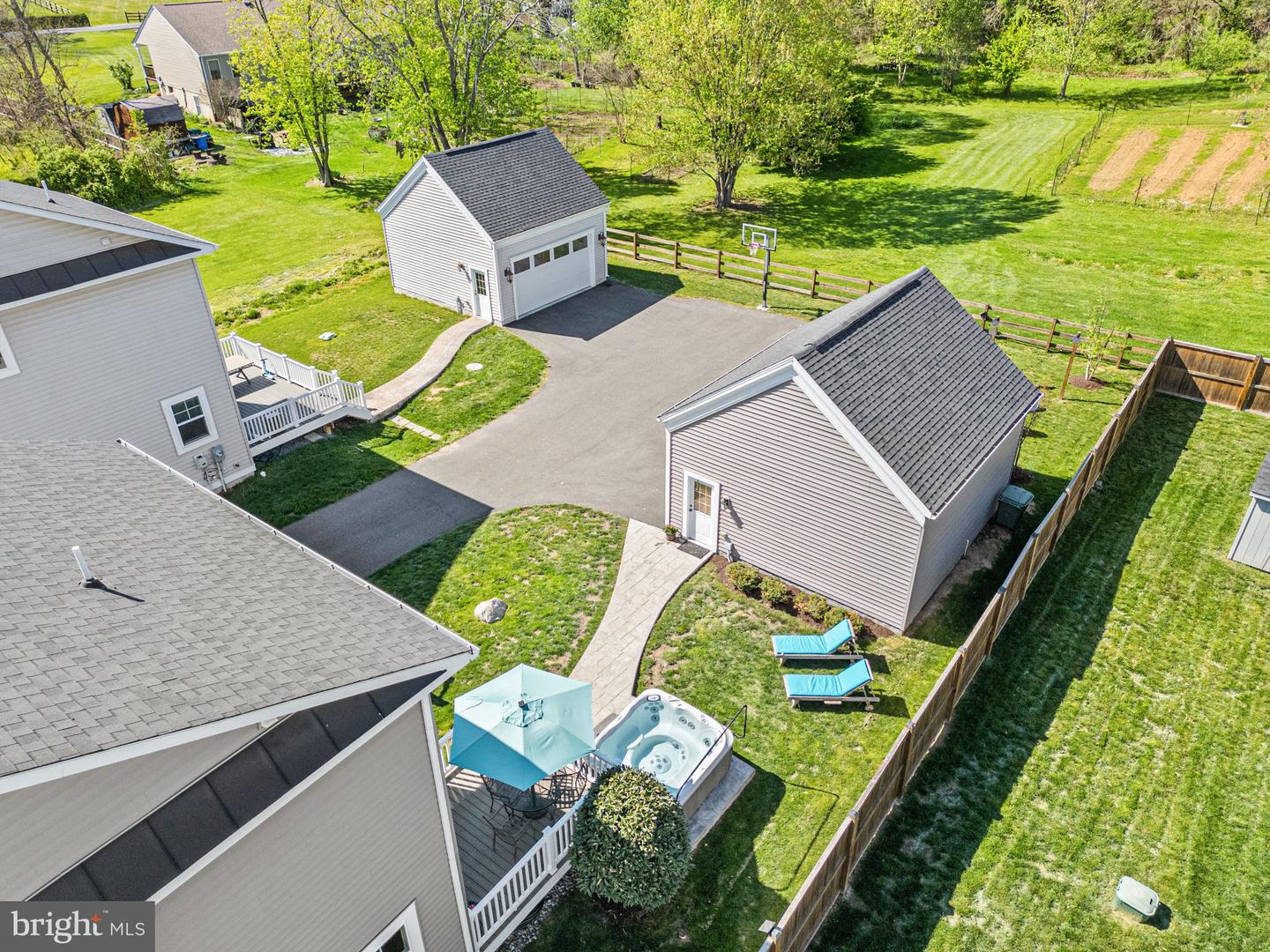 631 E G ST E, PURCELLVILLE, Virginia 20132, 5 Bedrooms Bedrooms, ,3 BathroomsBathrooms,Residential,For sale,631 E G ST E,VALO2094764 MLS # VALO2094764
