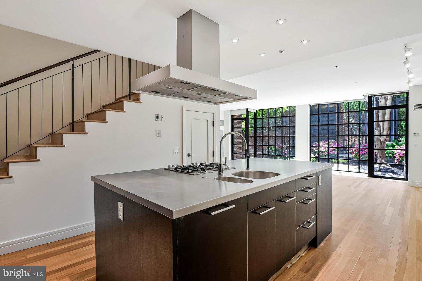 3303 WATER ST NW #3I, WASHINGTON, District Of Columbia 20007, 2 Bedrooms Bedrooms, ,2 BathroomsBathrooms,Residential,For sale,3303 WATER ST NW #3I,DCDC2197468 MLS # DCDC2197468