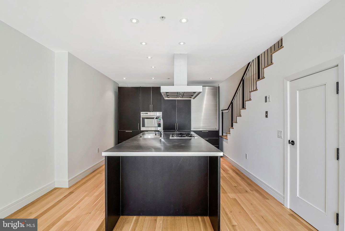 3303 WATER ST NW #3I, WASHINGTON, District Of Columbia 20007, 2 Bedrooms Bedrooms, ,2 BathroomsBathrooms,Residential,For sale,3303 WATER ST NW #3I,DCDC2197468 MLS # DCDC2197468