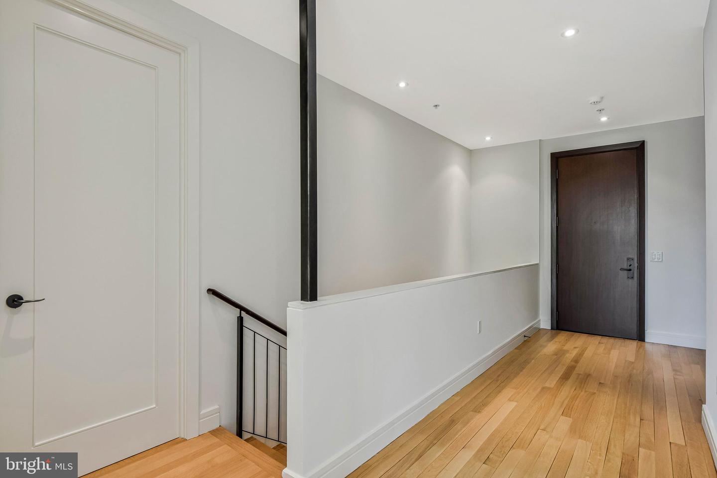 3303 WATER ST NW #3I, WASHINGTON, District Of Columbia 20007, 2 Bedrooms Bedrooms, ,2 BathroomsBathrooms,Residential,For sale,3303 WATER ST NW #3I,DCDC2197468 MLS # DCDC2197468
