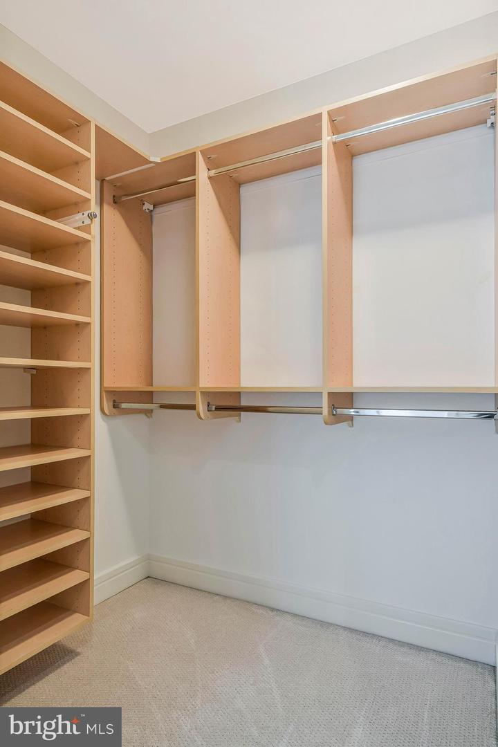 3303 WATER ST NW #3I, WASHINGTON, District Of Columbia 20007, 2 Bedrooms Bedrooms, ,2 BathroomsBathrooms,Residential,For sale,3303 WATER ST NW #3I,DCDC2197468 MLS # DCDC2197468