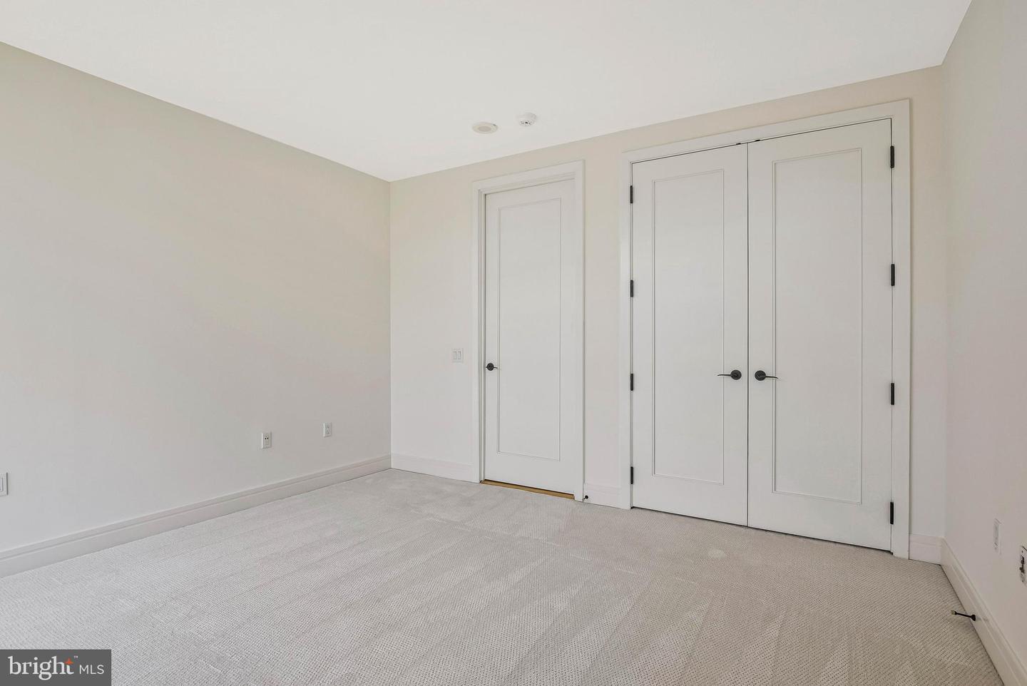 3303 WATER ST NW #3I, WASHINGTON, District Of Columbia 20007, 2 Bedrooms Bedrooms, ,2 BathroomsBathrooms,Residential,For sale,3303 WATER ST NW #3I,DCDC2197468 MLS # DCDC2197468