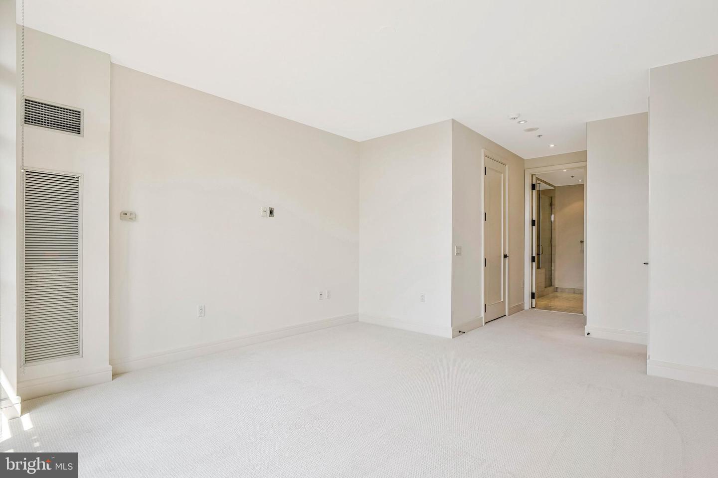 3303 WATER ST NW #3I, WASHINGTON, District Of Columbia 20007, 2 Bedrooms Bedrooms, ,2 BathroomsBathrooms,Residential,For sale,3303 WATER ST NW #3I,DCDC2197468 MLS # DCDC2197468