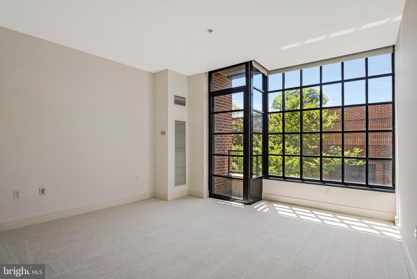 3303 WATER ST NW #3I, WASHINGTON, District Of Columbia 20007, 2 Bedrooms Bedrooms, ,2 BathroomsBathrooms,Residential,For sale,3303 WATER ST NW #3I,DCDC2197468 MLS # DCDC2197468