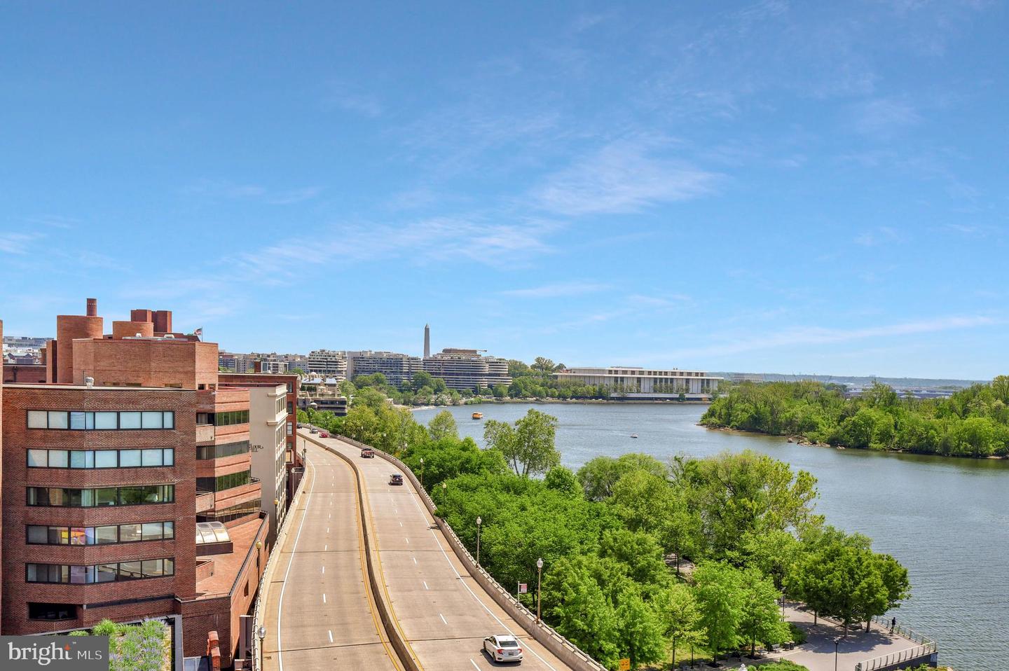 3303 WATER ST NW #3I, WASHINGTON, District Of Columbia 20007, 2 Bedrooms Bedrooms, ,2 BathroomsBathrooms,Residential,For sale,3303 WATER ST NW #3I,DCDC2197468 MLS # DCDC2197468