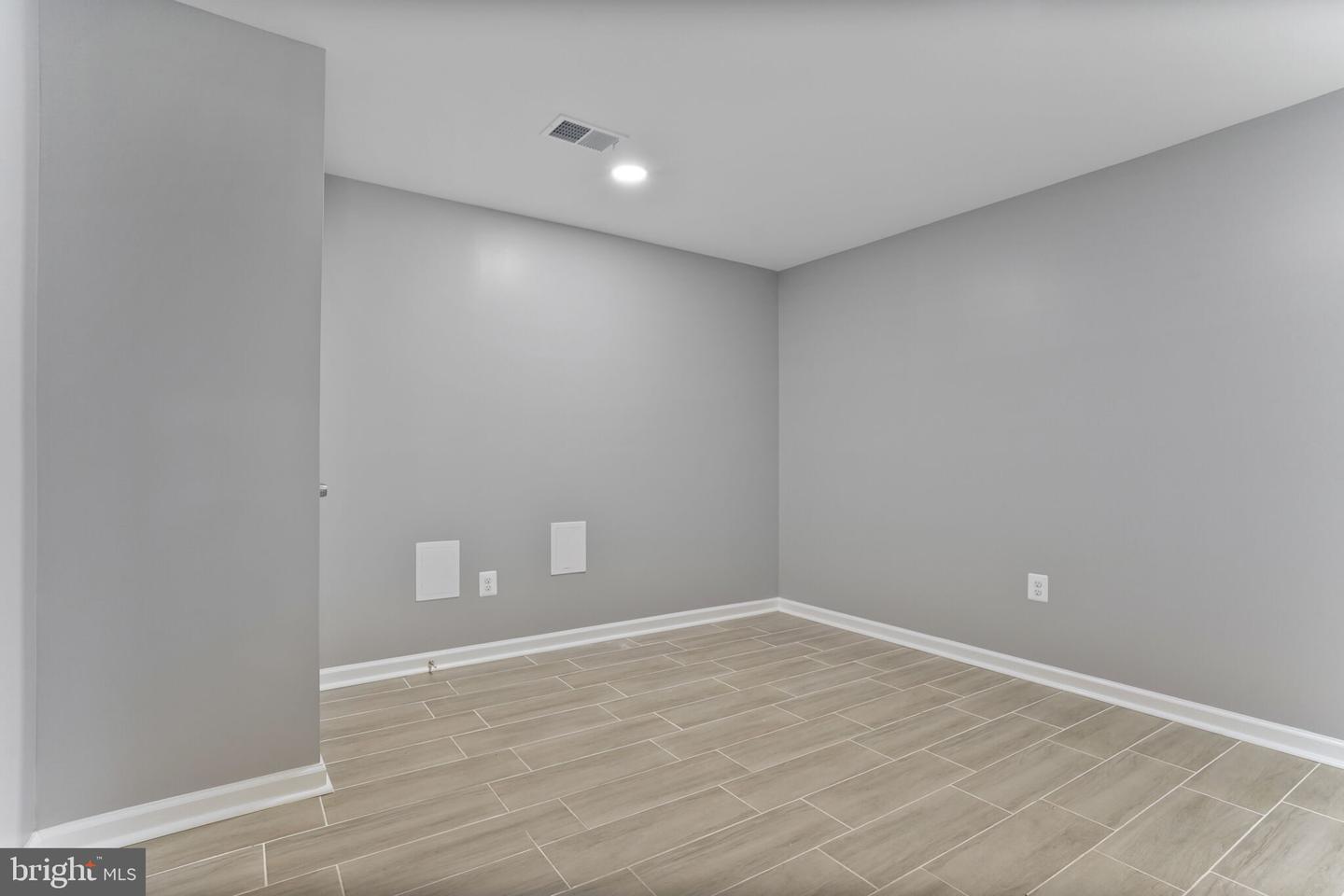 3655 DAHLGREN PL, DUMFRIES, Virginia 22026, 3 Bedrooms Bedrooms, ,3 BathroomsBathrooms,Residential,For sale,3655 DAHLGREN PL,VAPW2092900 MLS # VAPW2092900