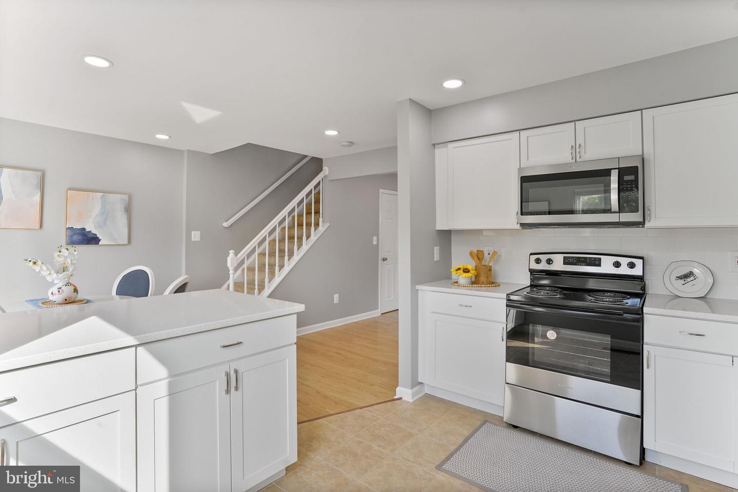 3655 DAHLGREN PL, DUMFRIES, Virginia 22026, 3 Bedrooms Bedrooms, ,3 BathroomsBathrooms,Residential,For sale,3655 DAHLGREN PL,VAPW2092900 MLS # VAPW2092900