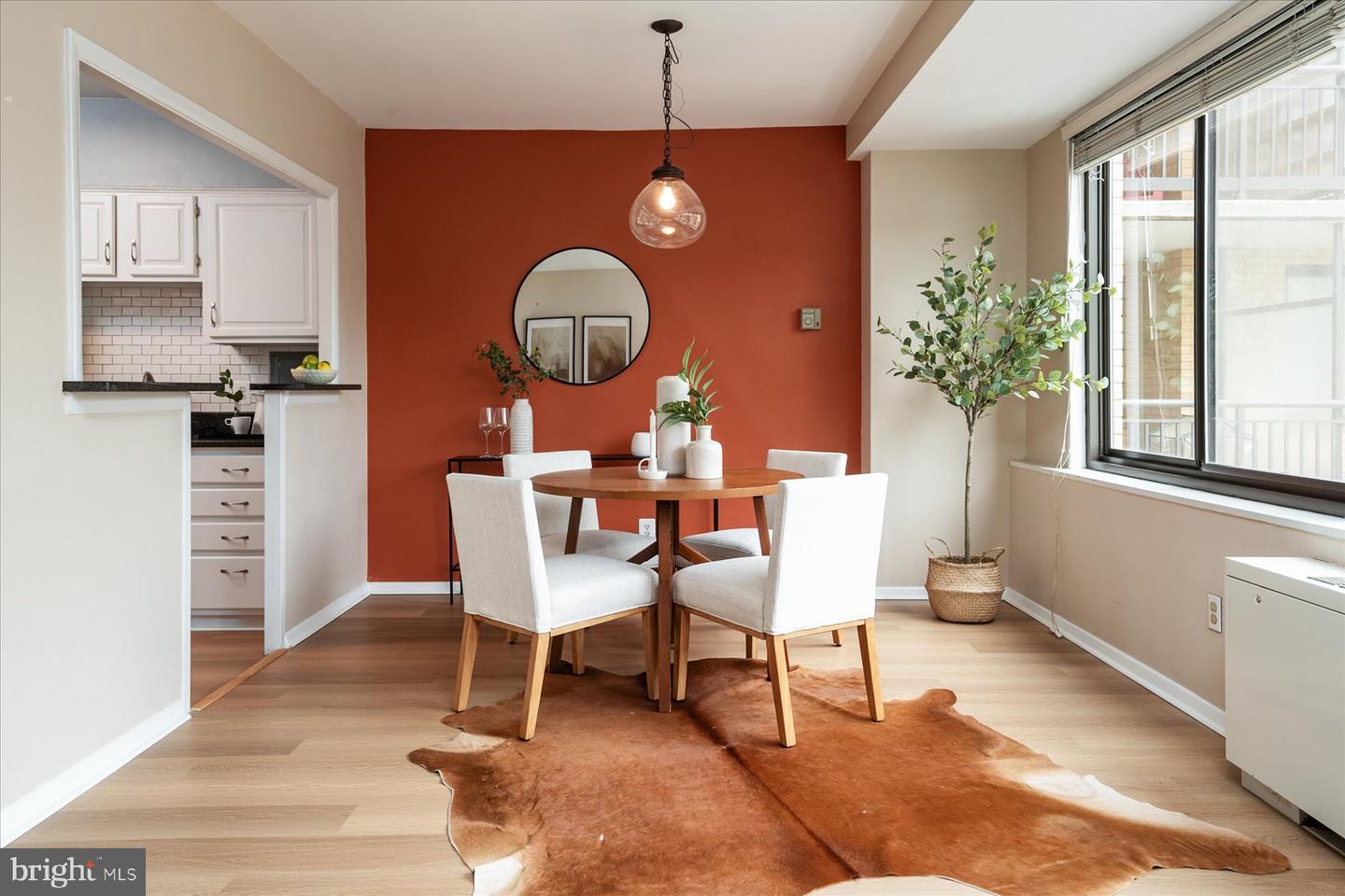 4740 CONNECTICUT AVE NW #515, WASHINGTON, District Of Columbia 20008, 2 Bedrooms Bedrooms, ,2 BathroomsBathrooms,Residential,For sale,4740 CONNECTICUT AVE NW #515,DCDC2197530 MLS # DCDC2197530