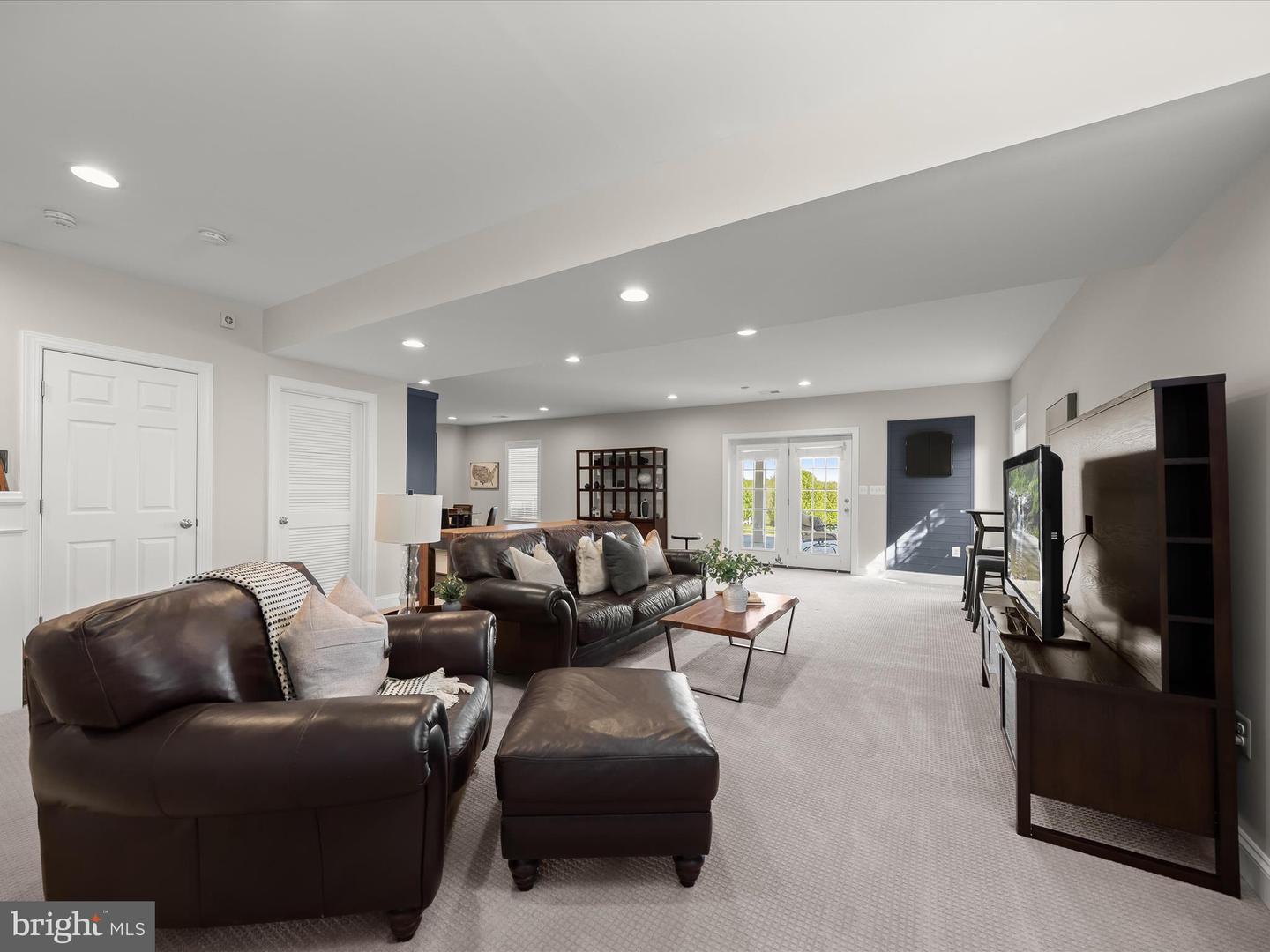 15918 WATERFORD MEADOW PL, HAMILTON, Virginia 20158, 6 Bedrooms Bedrooms, ,6 BathroomsBathrooms,Residential,For sale,15918 WATERFORD MEADOW PL,VALO2094856 MLS # VALO2094856