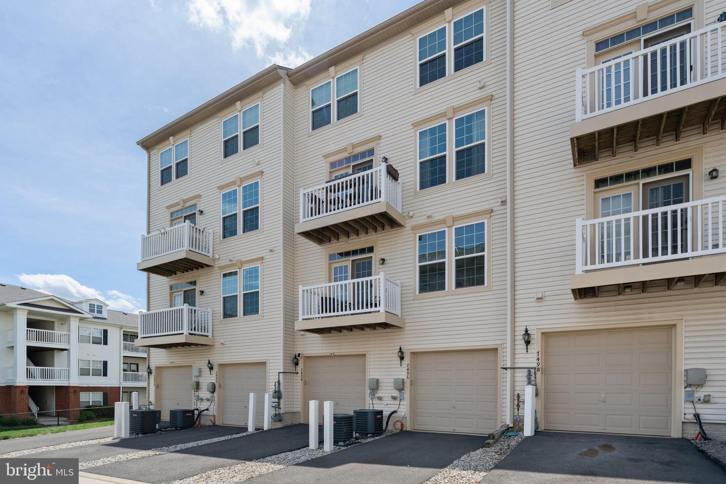 7494 BRUNSON CIR, GAINESVILLE, Virginia 20155, 3 Bedrooms Bedrooms, ,2 BathroomsBathrooms,Residential,For sale,7494 BRUNSON CIR,VAPW2093170 MLS # VAPW2093170