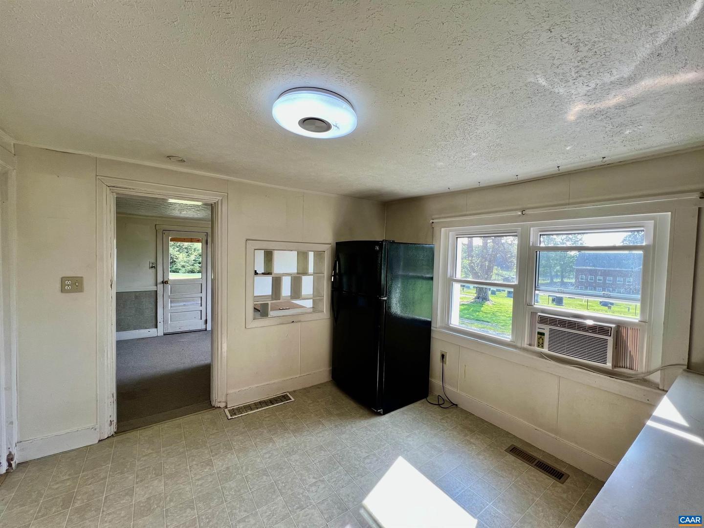 292 SUMMIT CHURCH RD, BRIDGEWATER, Virginia 22812, 3 Bedrooms Bedrooms, ,1 BathroomBathrooms,Residential,For sale,292 SUMMIT CHURCH RD,663697 MLS # 663697