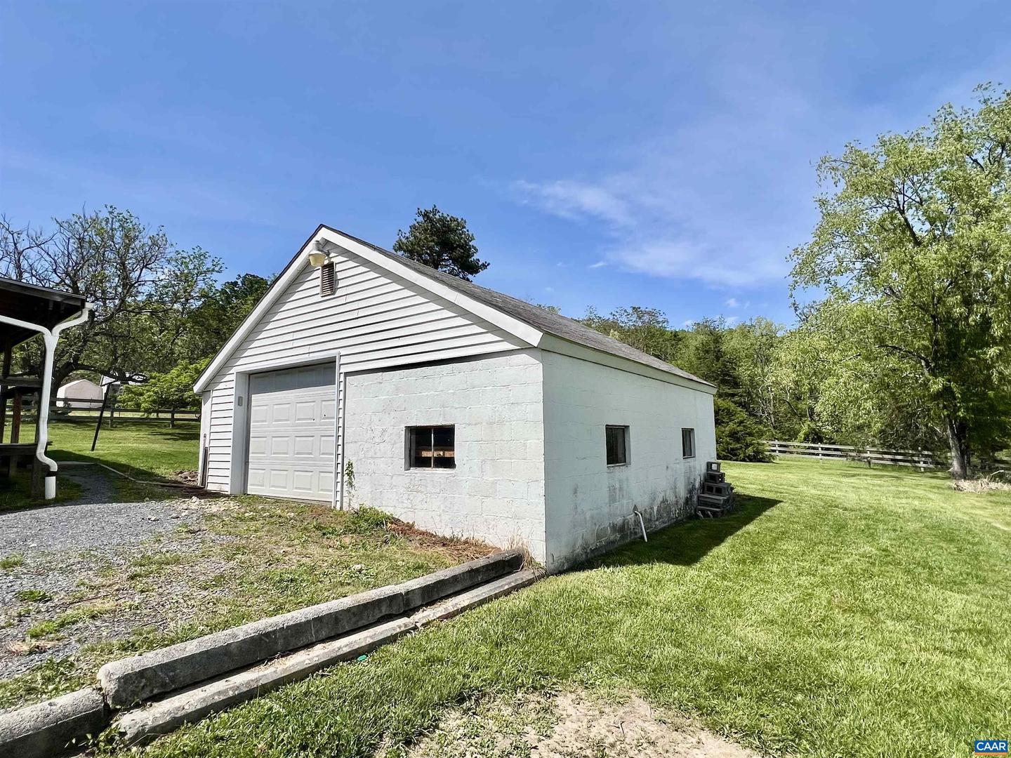 292 SUMMIT CHURCH RD, BRIDGEWATER, Virginia 22812, 3 Bedrooms Bedrooms, ,1 BathroomBathrooms,Residential,For sale,292 SUMMIT CHURCH RD,663697 MLS # 663697