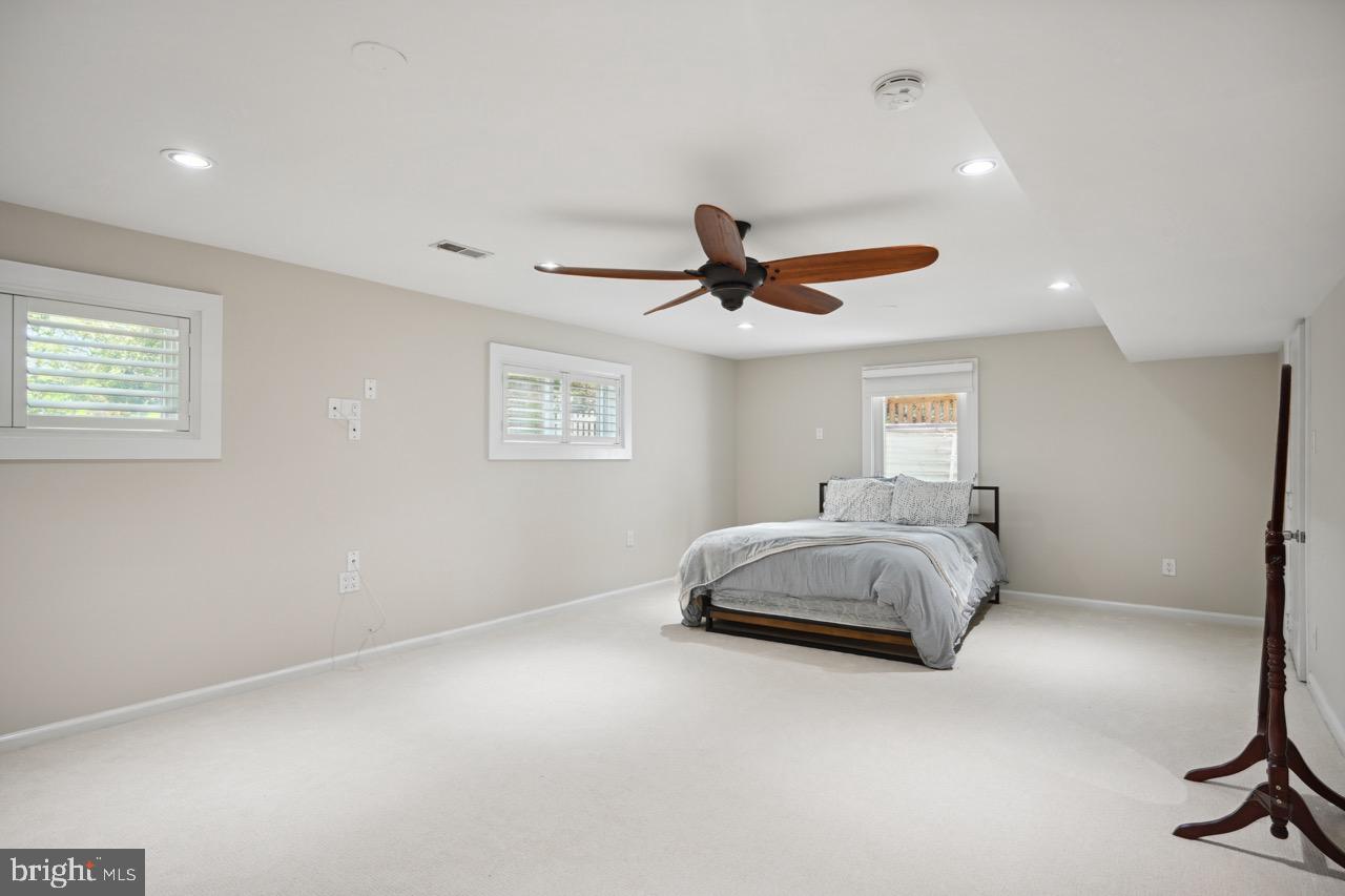8902 SOUTHWICK ST, FAIRFAX, Virginia 22031, 4 Bedrooms Bedrooms, ,3 BathroomsBathrooms,Residential,For sale,8902 SOUTHWICK ST,VAFX2236672 MLS # VAFX2236672