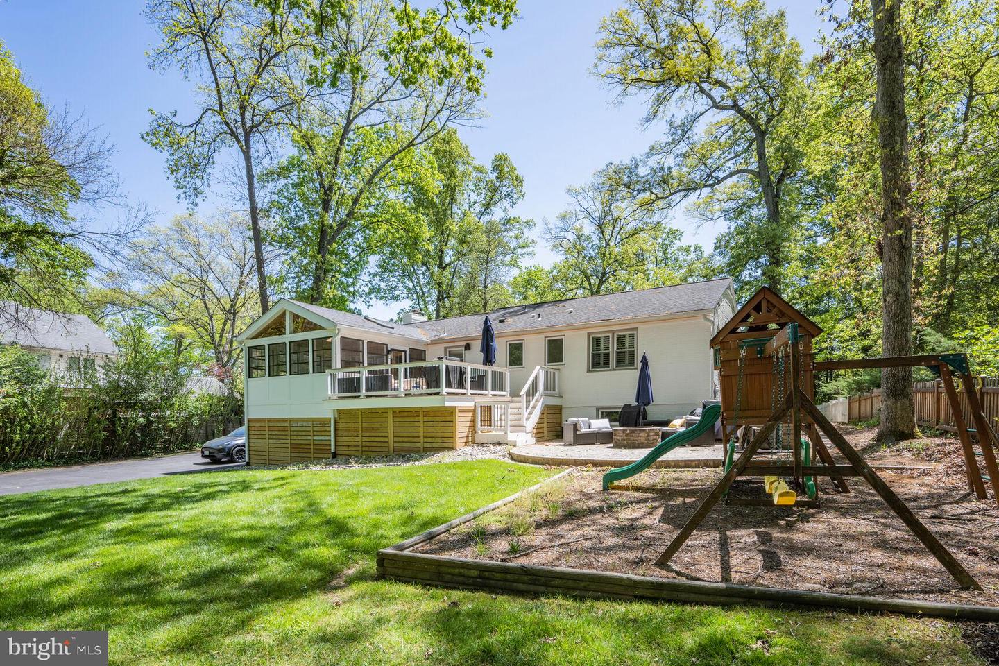 8902 SOUTHWICK ST, FAIRFAX, Virginia 22031, 4 Bedrooms Bedrooms, ,3 BathroomsBathrooms,Residential,For sale,8902 SOUTHWICK ST,VAFX2236672 MLS # VAFX2236672