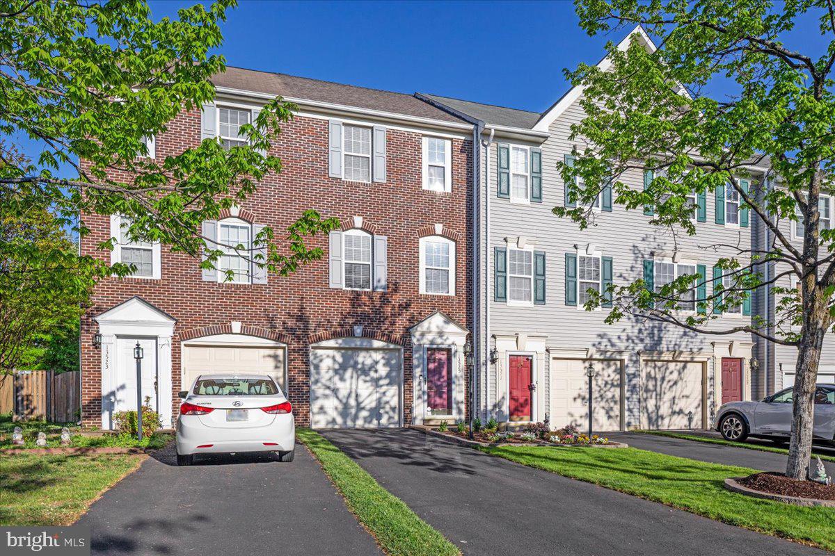 13525 COLESMIRE GATE WAY, BRISTOW, Virginia 20136, 2 Bedrooms Bedrooms, ,1 BathroomBathrooms,Residential,For sale,13525 COLESMIRE GATE WAY,VAPW2093196 MLS # VAPW2093196