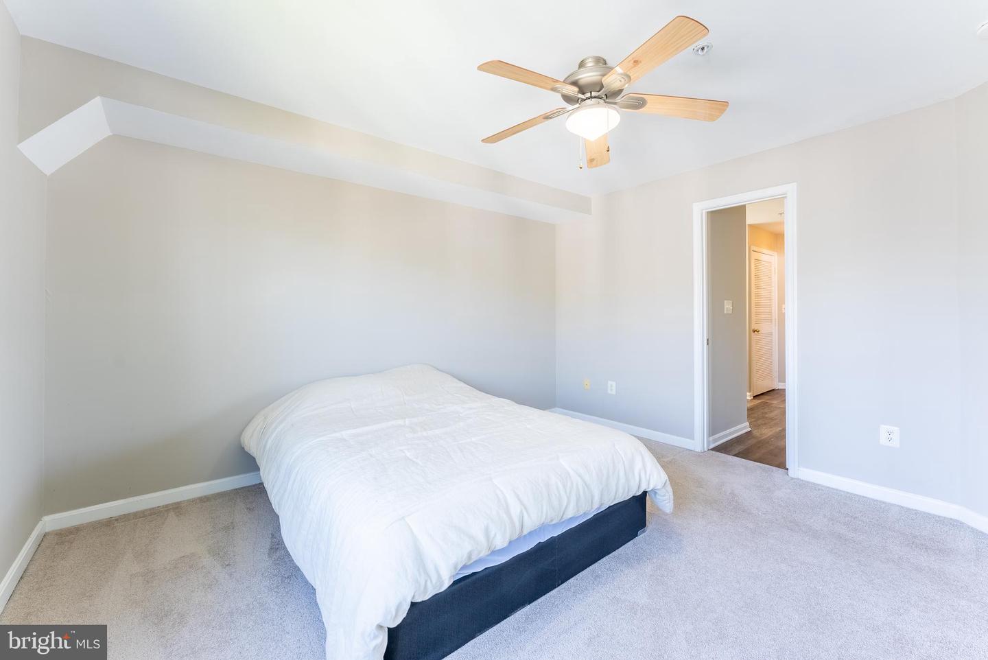 645 CONSTELLATION SQ SE #L, LEESBURG, Virginia 20175, 2 Bedrooms Bedrooms, ,1 BathroomBathrooms,Residential,For sale,645 CONSTELLATION SQ SE #L,VALO2094866 MLS # VALO2094866