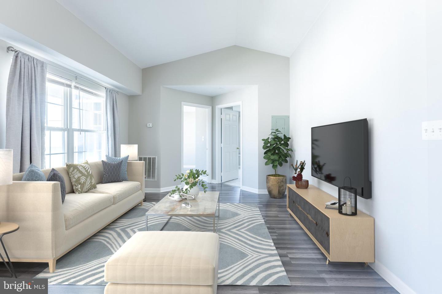 645 CONSTELLATION SQ SE #L, LEESBURG, Virginia 20175, 2 Bedrooms Bedrooms, ,1 BathroomBathrooms,Residential,For sale,645 CONSTELLATION SQ SE #L,VALO2094866 MLS # VALO2094866