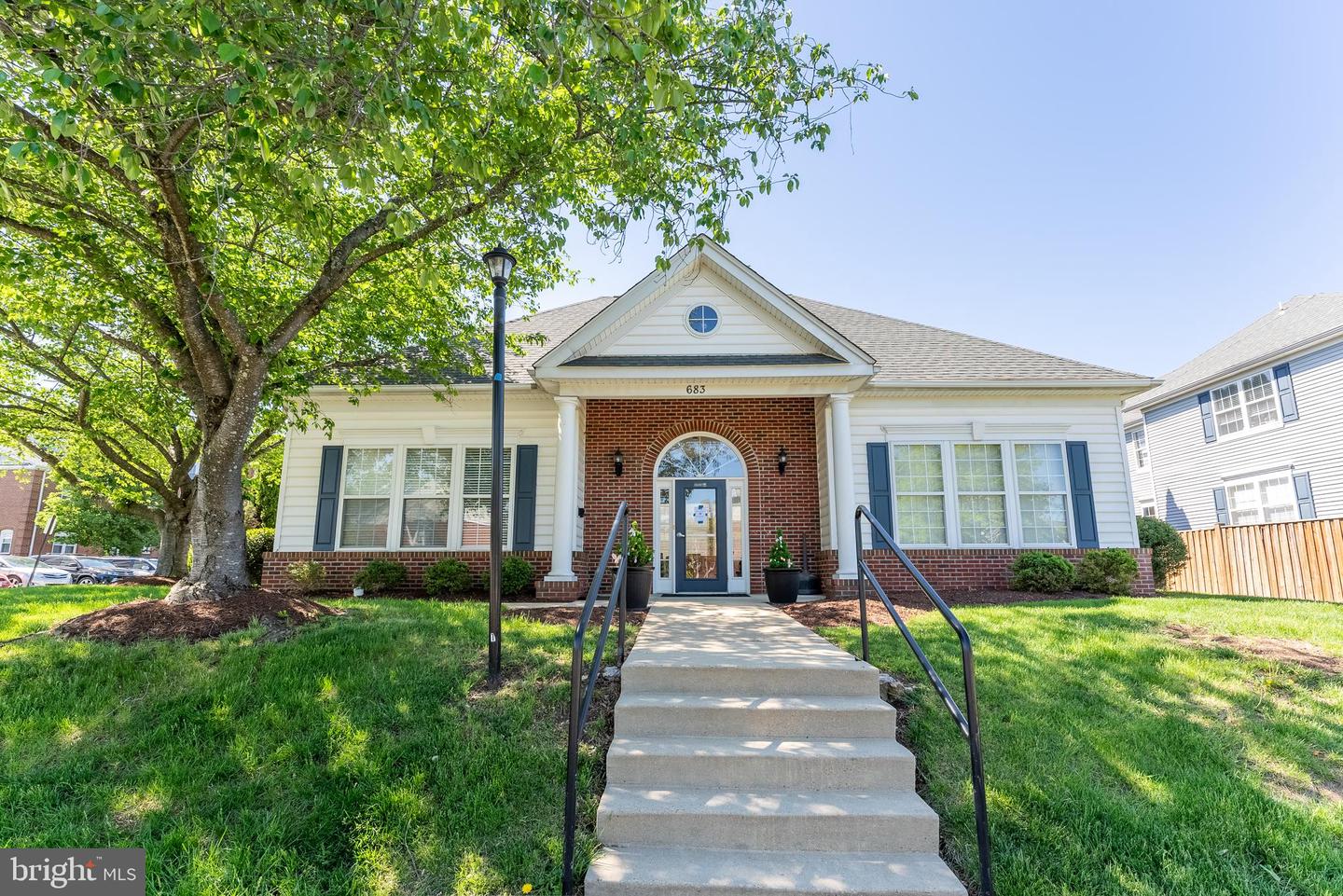 645 CONSTELLATION SQ SE #L, LEESBURG, Virginia 20175, 2 Bedrooms Bedrooms, ,1 BathroomBathrooms,Residential,For sale,645 CONSTELLATION SQ SE #L,VALO2094866 MLS # VALO2094866
