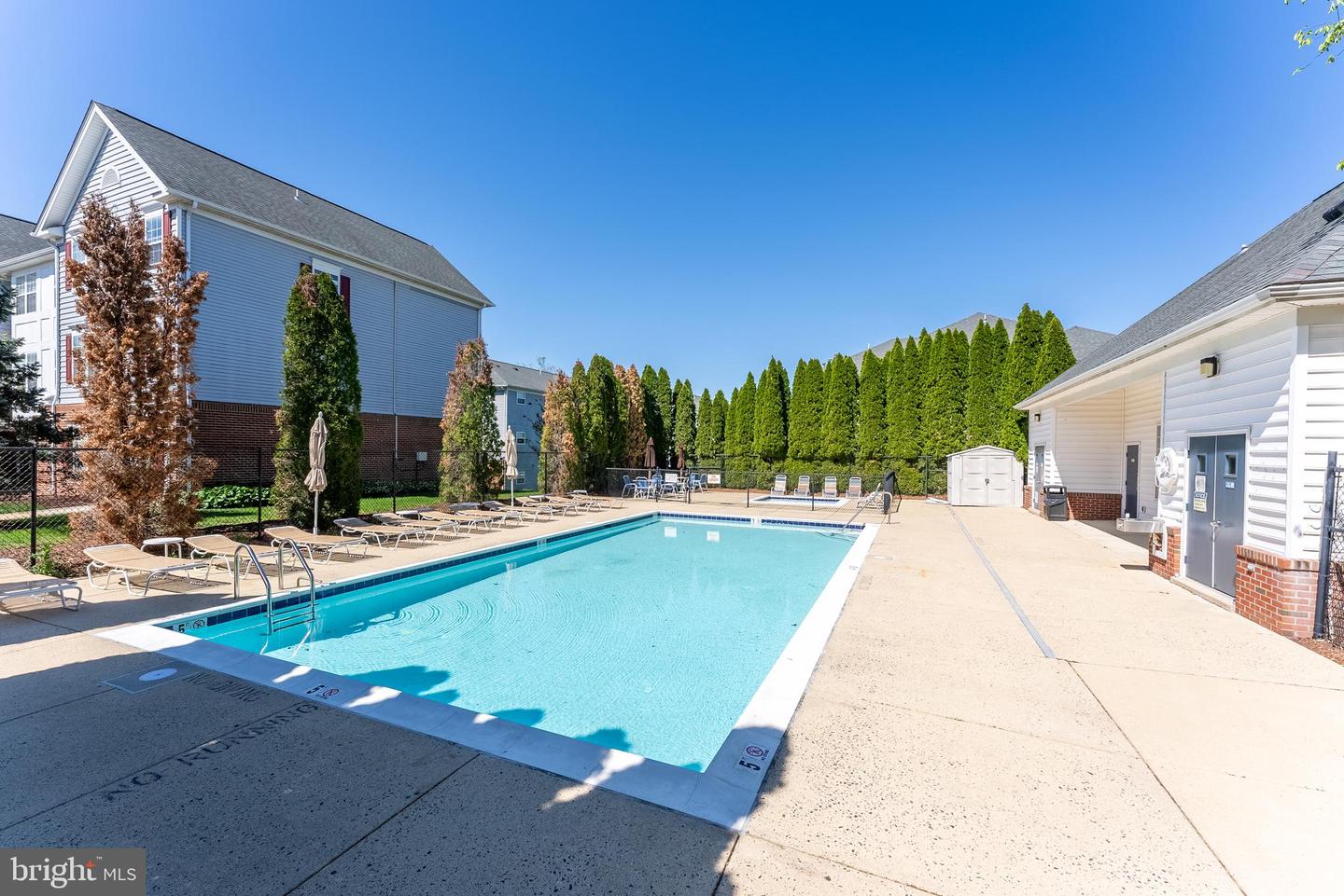 645 CONSTELLATION SQ SE #L, LEESBURG, Virginia 20175, 2 Bedrooms Bedrooms, ,1 BathroomBathrooms,Residential,For sale,645 CONSTELLATION SQ SE #L,VALO2094866 MLS # VALO2094866